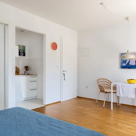 アパート Silvija Mokošica