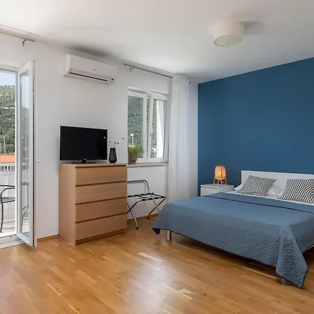 Silvija Apartman *