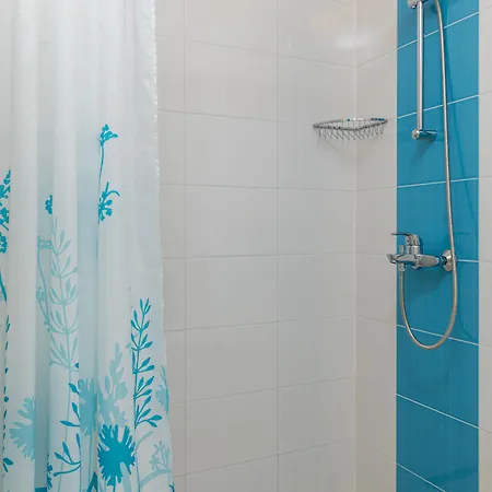 アパート Silvija